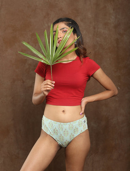 Green Organic Printed Cotton Brief at Kamakhyaa by Wear Equal. This item is Boyshorts, Briefs, Casual Wear, Cotton, Green, Less than $50, lingerie, Natural, panties, Prints, Products less than $25, Regular Fit, Womenswear