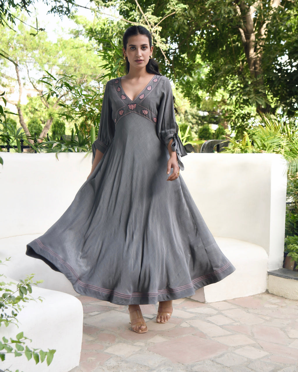 Grey Embroidered Silk Maxi Dress at Kamakhyaa by Taro. This item is Bangalore Silk, Dusk To Dawn, Embroidered, Evening Wear, Grey, July Sale, July Sale 2023, Maxi Dresses, Natural, Regular Fit, Silk, Womenswear
