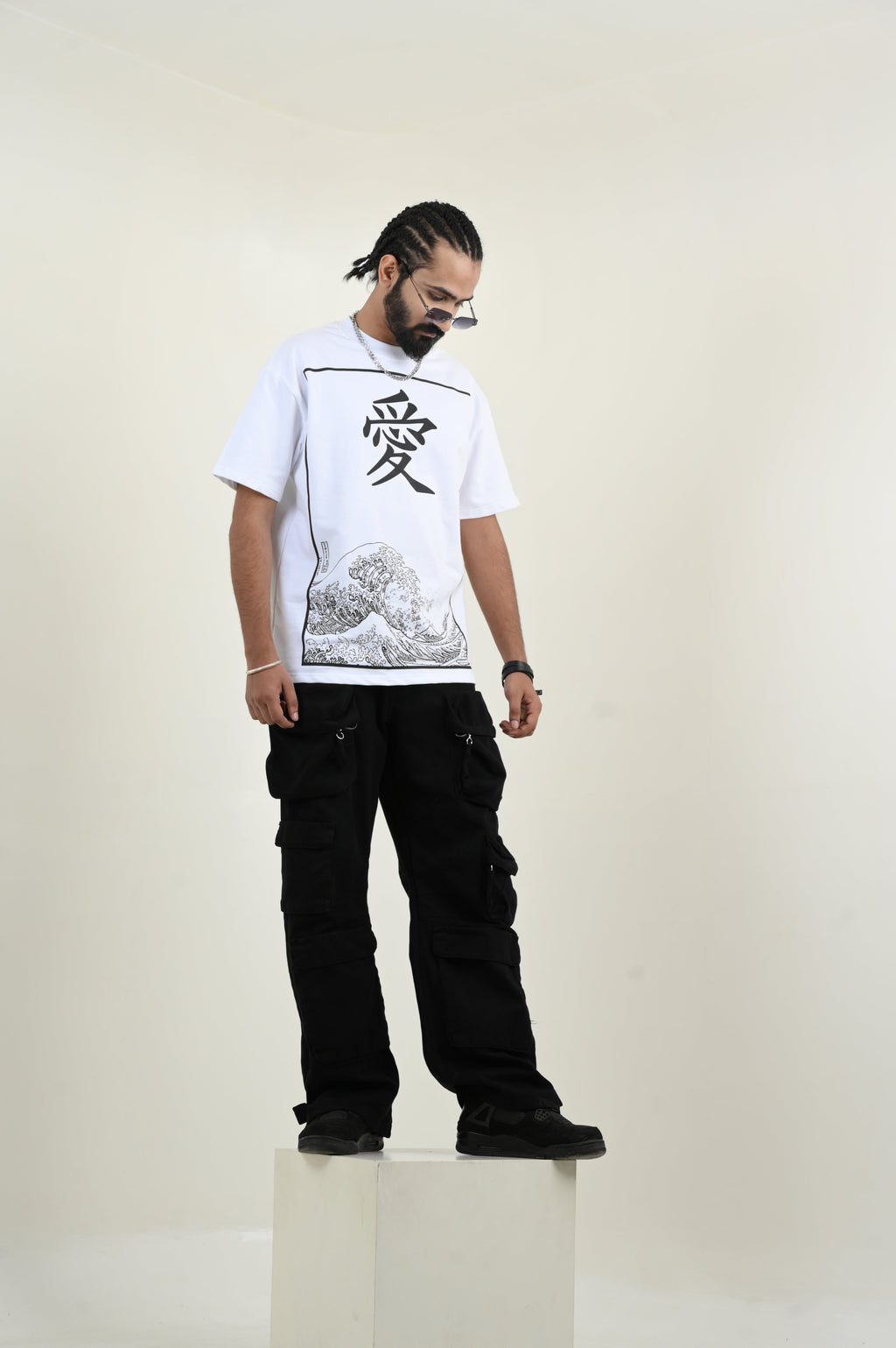 Jap Wave 100% Cotton Oversized White T-shirt at Kamakhyaa by Unfussy. This item is 100% cotton, Casual Wear, Organic, Oversized Fit, Printed, T-Shirts, Unfussy, Unisex, White, Womenswear