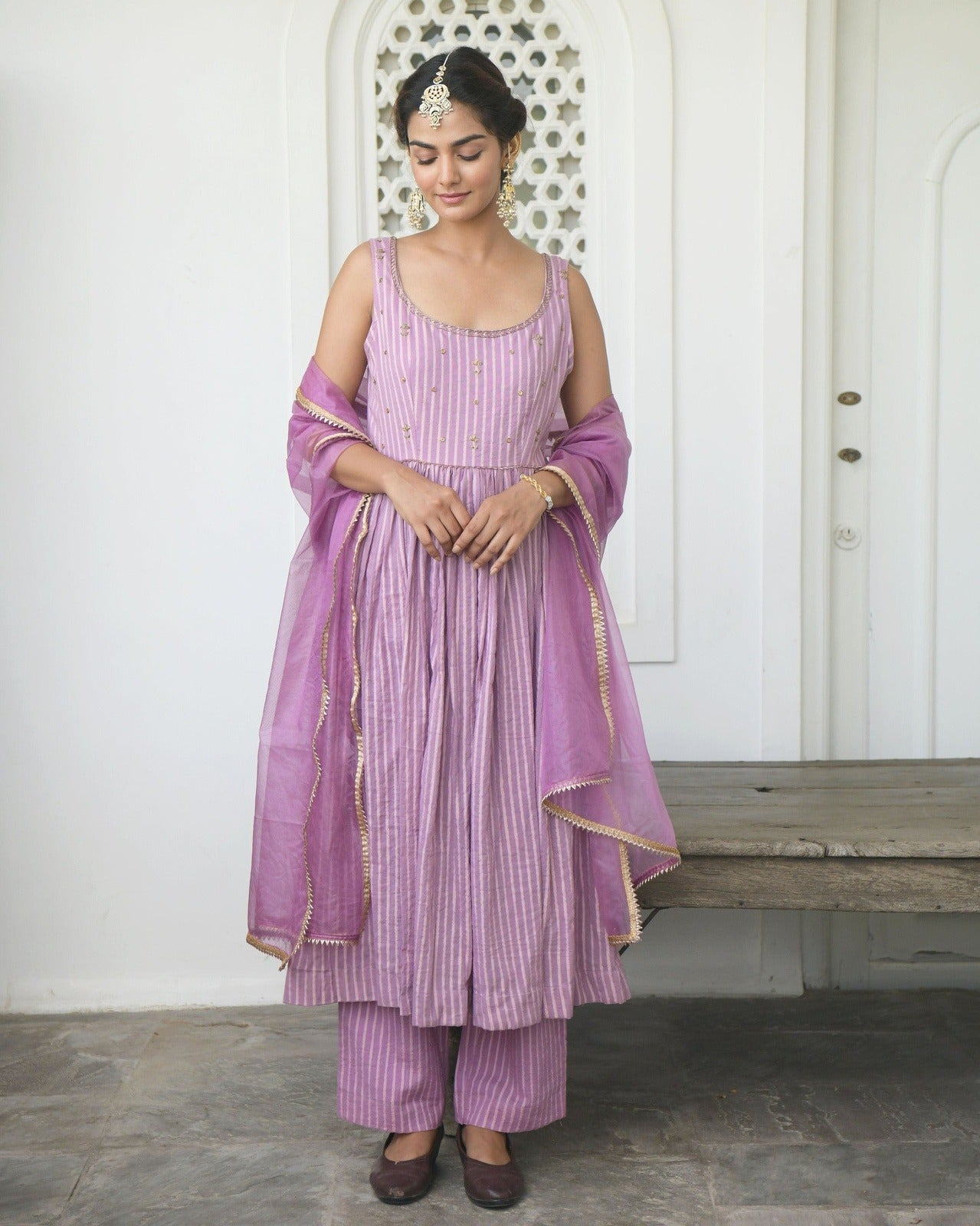 Lavender Cotton Kurta Set With Dupatta at Kamakhyaa by Taro. This item is Evening Wear, Handwoven cotton, Indian Wear, July Sale, July Sale 2023, Kurta Pant Sets, Kurta Set With Dupatta, Natural, Purple, Regular Fit, Sequin work, Sitara Taro, Wedding Gifts, Womenswear