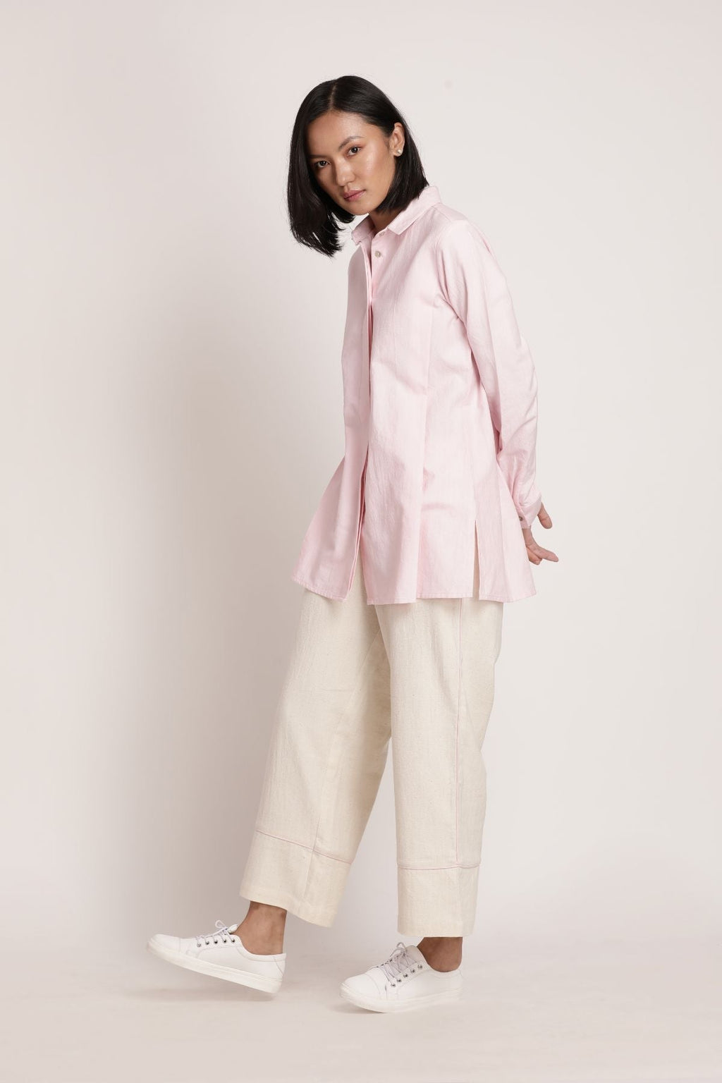 Off-white Pants at Kamakhyaa by Itya. This item is Hand Spun Cotton, Handwoven cotton, Natural, Off-white, Office Wear, Pants, Pastel Perfect, Pastel Perfect by Itya, Plant Dye, Relaxed Fit, Solids, SS22, Womenswear