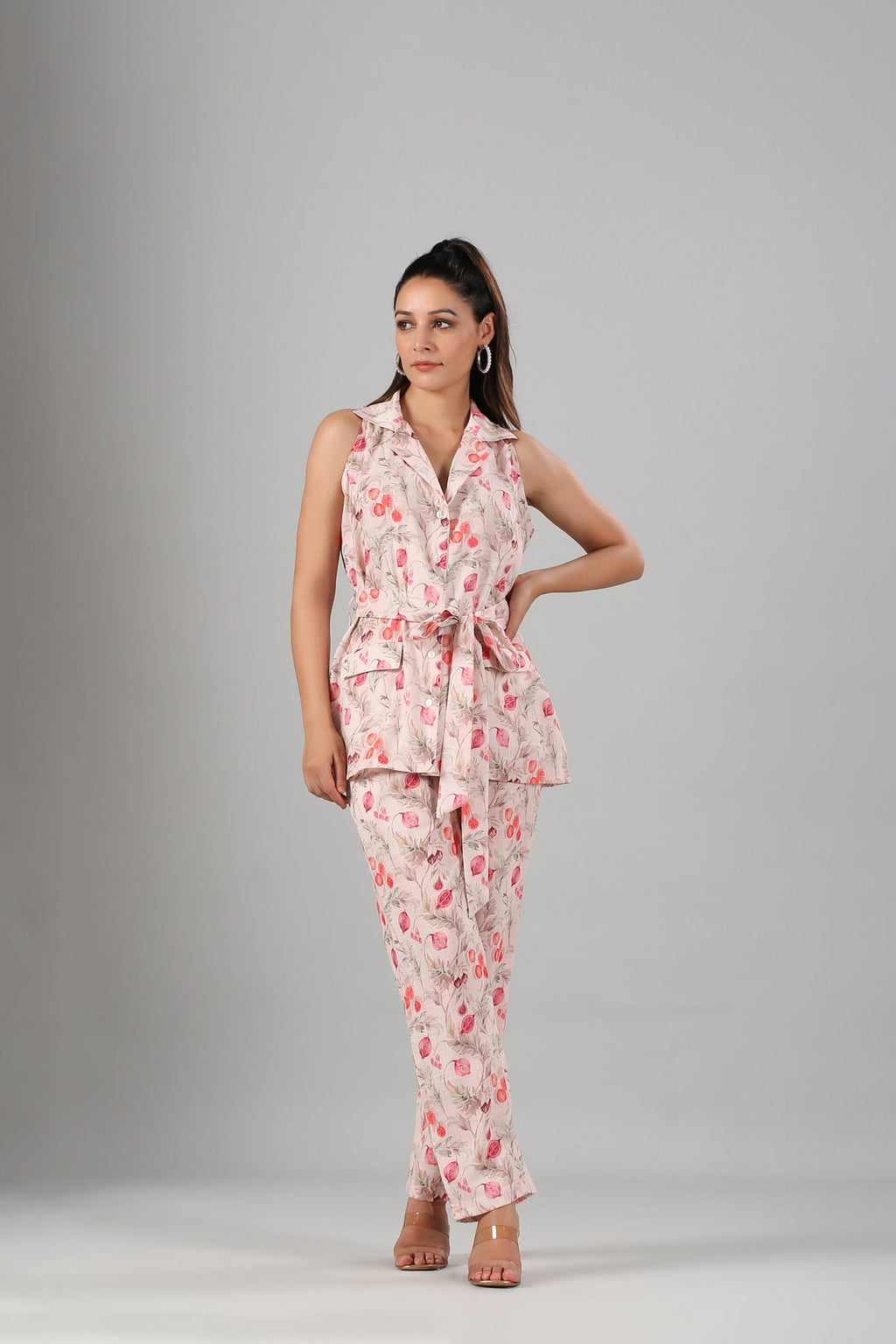 Pink Linen Co ord Set at Kamakhyaa by MOH-The Eternal Dhaga. This item is Cotton, Linen, Moh-The eternal Dhaga, Multicolor, Natural, Office Wear, Office Wear Co-ords, Pink, Prints, Slim Fit, Womenswear