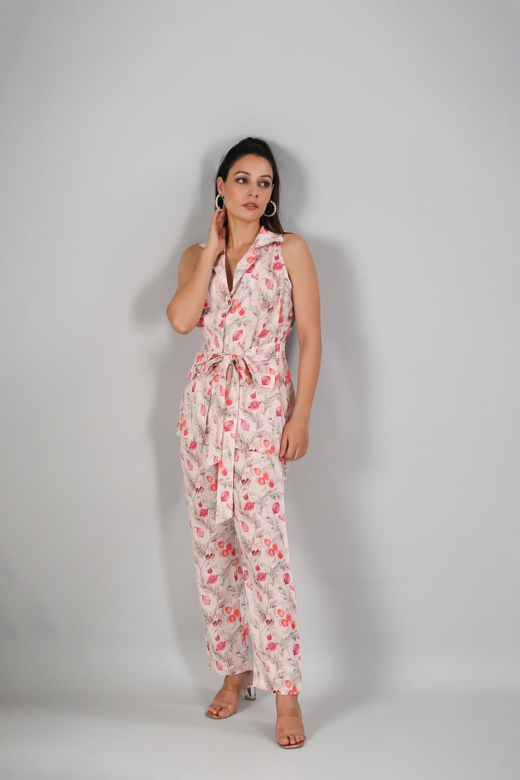 Pink Linen Co ord Set at Kamakhyaa by MOH-The Eternal Dhaga. This item is Cotton, Linen, Moh-The eternal Dhaga, Multicolor, Natural, Office Wear, Office Wear Co-ords, Pink, Prints, Slim Fit, Womenswear