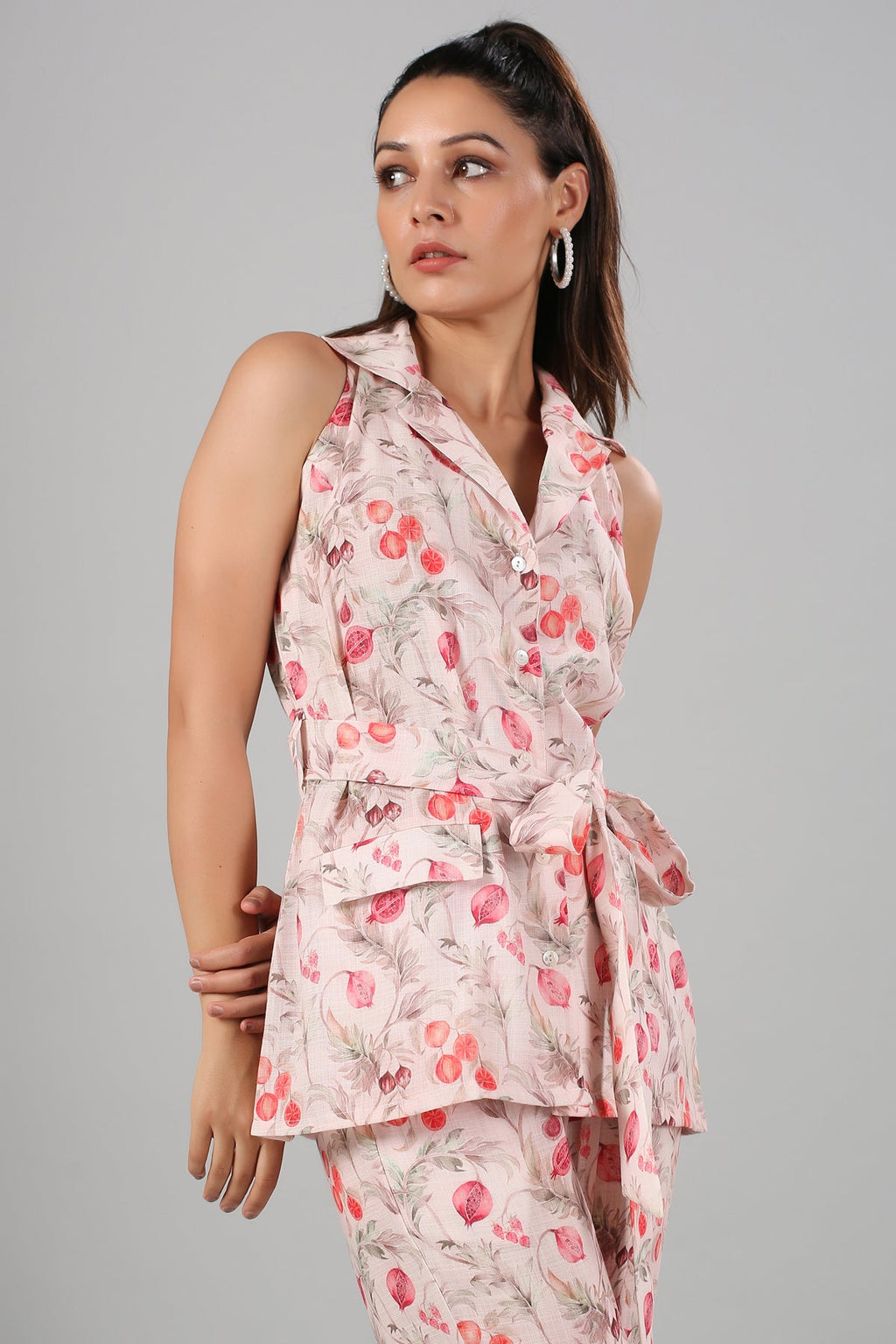 Pink Linen Co ord Set at Kamakhyaa by MOH-The Eternal Dhaga. This item is Cotton, Linen, Moh-The eternal Dhaga, Multicolor, Natural, Office Wear, Office Wear Co-ords, Pink, Prints, Slim Fit, Womenswear