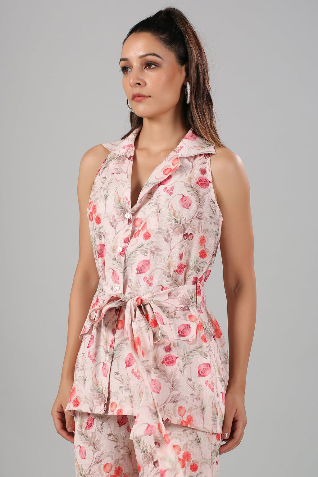 Pink Linen Co ord Set at Kamakhyaa by MOH-The Eternal Dhaga. This item is Cotton, Linen, Moh-The eternal Dhaga, Multicolor, Natural, Office Wear, Office Wear Co-ords, Pink, Prints, Slim Fit, Womenswear