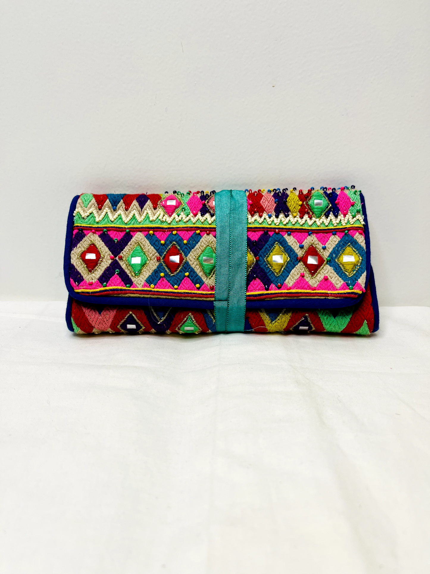 Pink Multicolor Makeup Bag at Kamakhyaa by Pre Loved. This item is Bags, Casual Wear, Mirror Work, Multicolor, Natural, Pouches