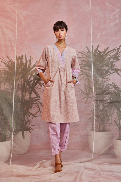 Pink Pocket Kurta with Pants at Kamakhyaa by Charkhee. This item is Casual Wear, Cotton, Indian Wear, Kurta Pant Sets, Natural, Patchwork, Pink, Regular Fit, Womenswear