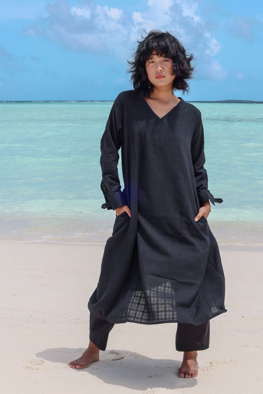 Recycled Cotton V-Neck Black Kurta at Kamakhyaa by Raas. This item is Azo Free Dyes, Black, Casual Wear, Cotton, Kurtas, Layla, Recycled, Relaxed Fit, Solids, Womenswear