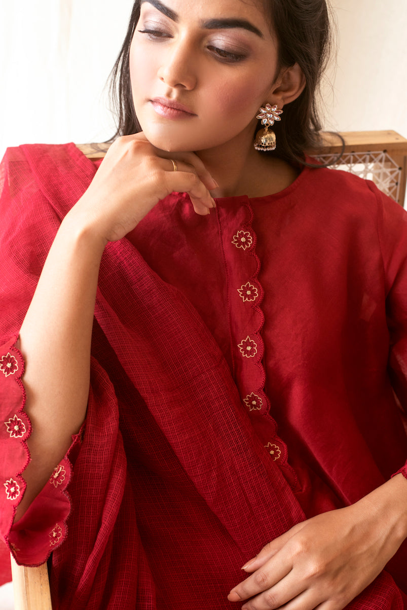 Red Chanderi Silk Embroidered Kurta Set With Dupatta at Kamakhyaa by Taro. This item is Best Selling, Chanderi Silk, Evening Wear, Indian Wear, July Sale, July Sale 2023, Kurta Pant Sets, Kurta Set With Dupatta, Natural, Red, Regular Fit, Rozana Taro, Solids, Womenswear