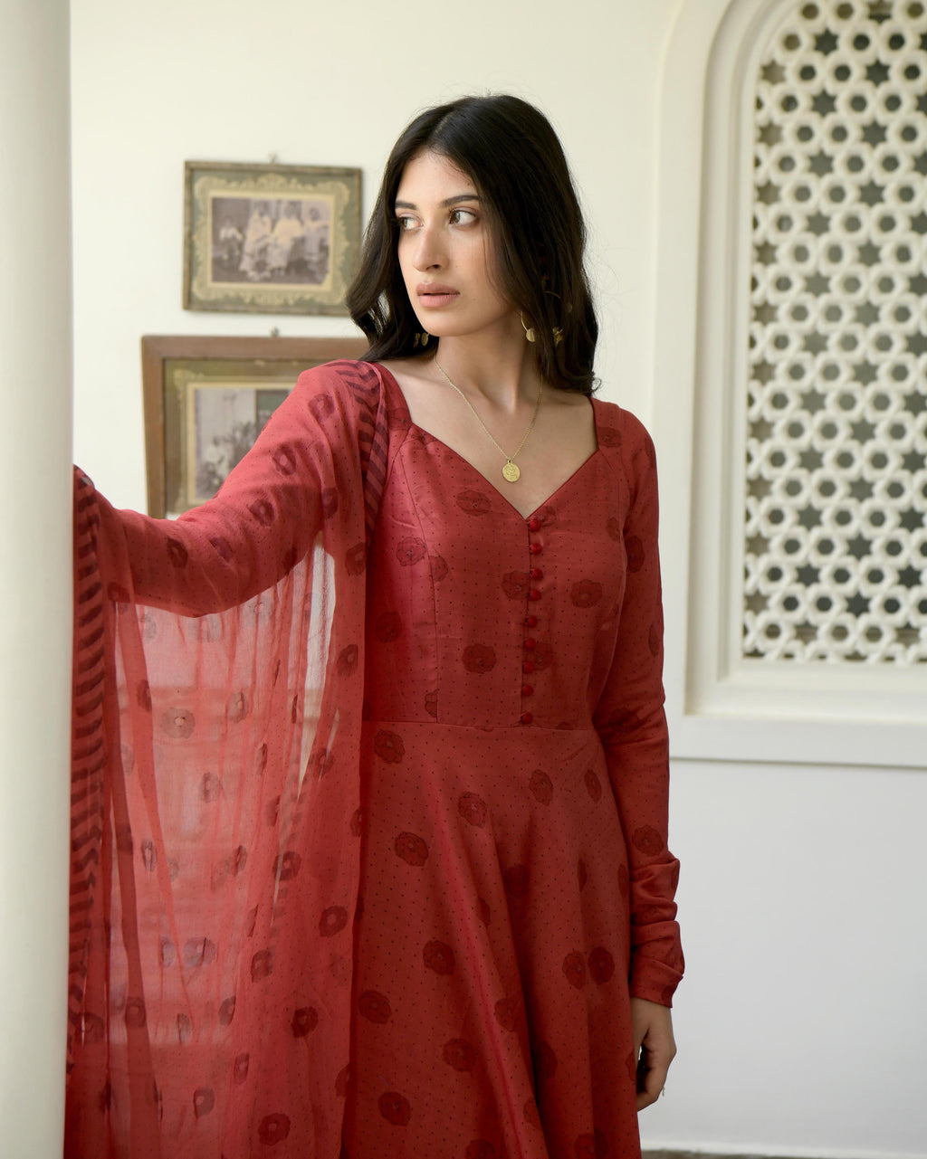 Red Chanderi Silk Kurta Set With Dupatta at Kamakhyaa by Taro. This item is Best Selling, Chiffon, Evening Wear, Gulzar Taro, Indian Wear, July Sale, July Sale 2023, Kurta Pant Sets, Kurta Set With Dupatta, Natural, Prints, Red, Regular Fit, Womenswear