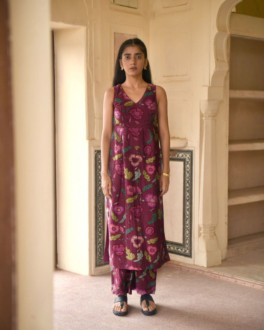 Red Kurta Set With Chiffon Dupatta at Kamakhyaa by Taro. This item is Casual Wear, Chanderi Silk, Chiffon, Digital Print, Enchanted Garden, Evening Wear, Indian Wear, July Sale, July Sale 2023, Kurta Pant Sets, Kurta Set With Dupatta, Natural, Natural with azo free dyes, Red, Relaxed Fit, Womenswear