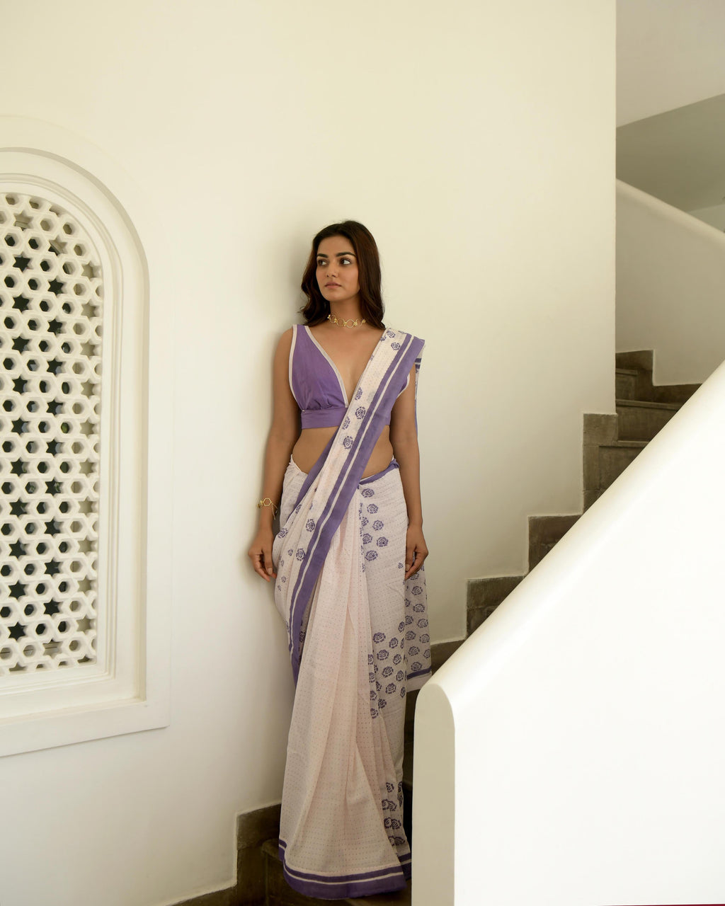 White And Lavender Cotton Saree Set at Kamakhyaa by Taro. This item is Cotton, Evening Wear, Gulzar Taro, Indian Wear, July Sale, July Sale 2023, Natural, Prints, Regular Fit, Saree Sets, White, Womenswear
