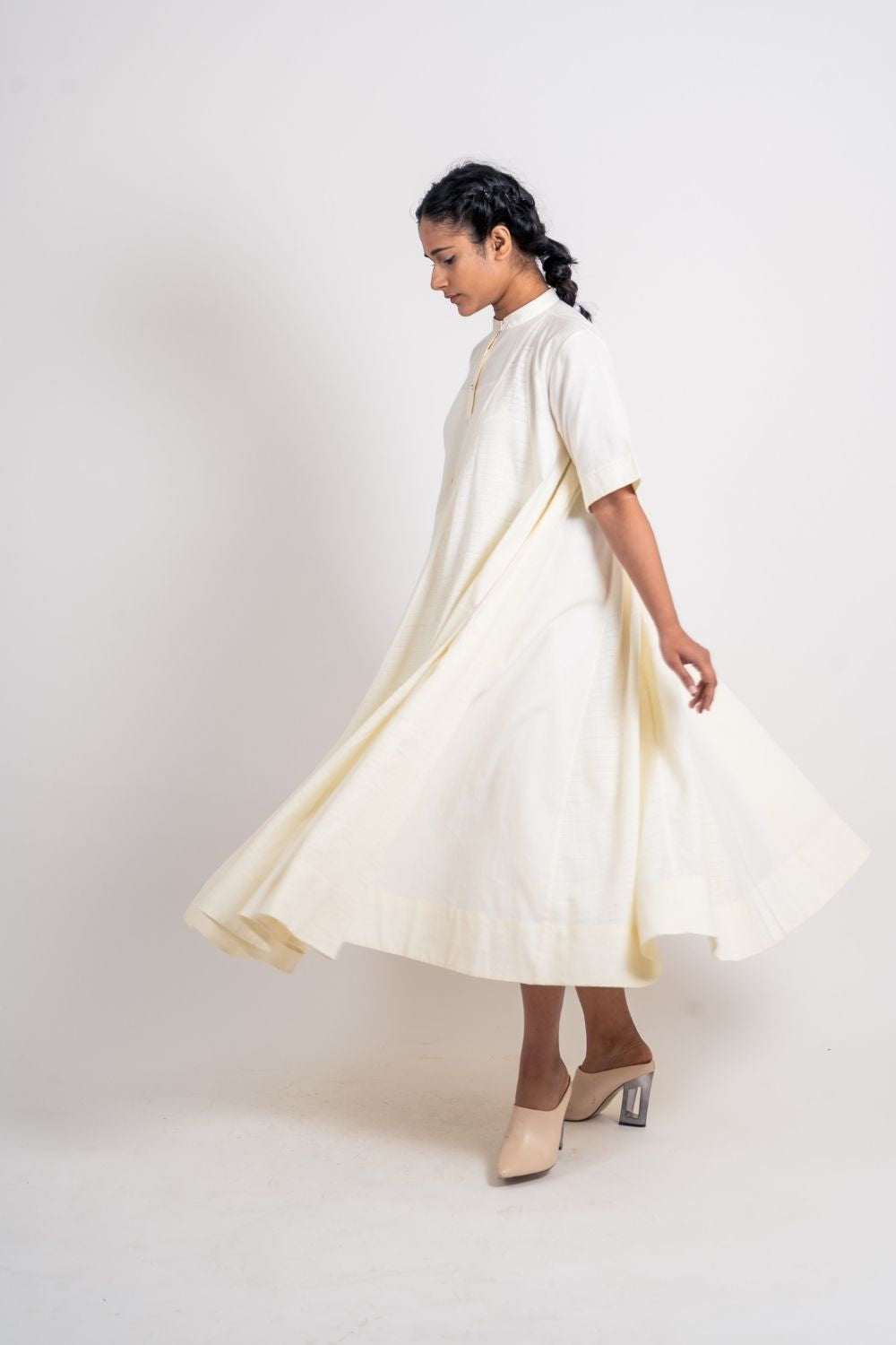 White Cotton Midi Dress at Kamakhyaa by Ahmev. This item is Casual Wear, Handloom Cotton, July Sale, July Sale 2023, Midi Dresses, Natural, Relaxed Fit, Solids, White, Womenswear