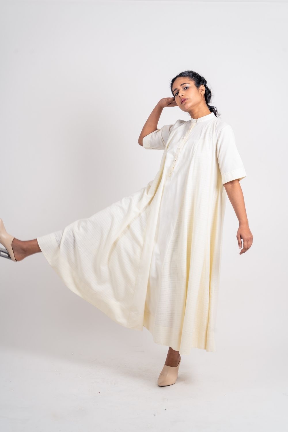 White Cotton Midi Dress at Kamakhyaa by Ahmev. This item is Casual Wear, Handloom Cotton, July Sale, July Sale 2023, Midi Dresses, Natural, Relaxed Fit, Solids, White, Womenswear