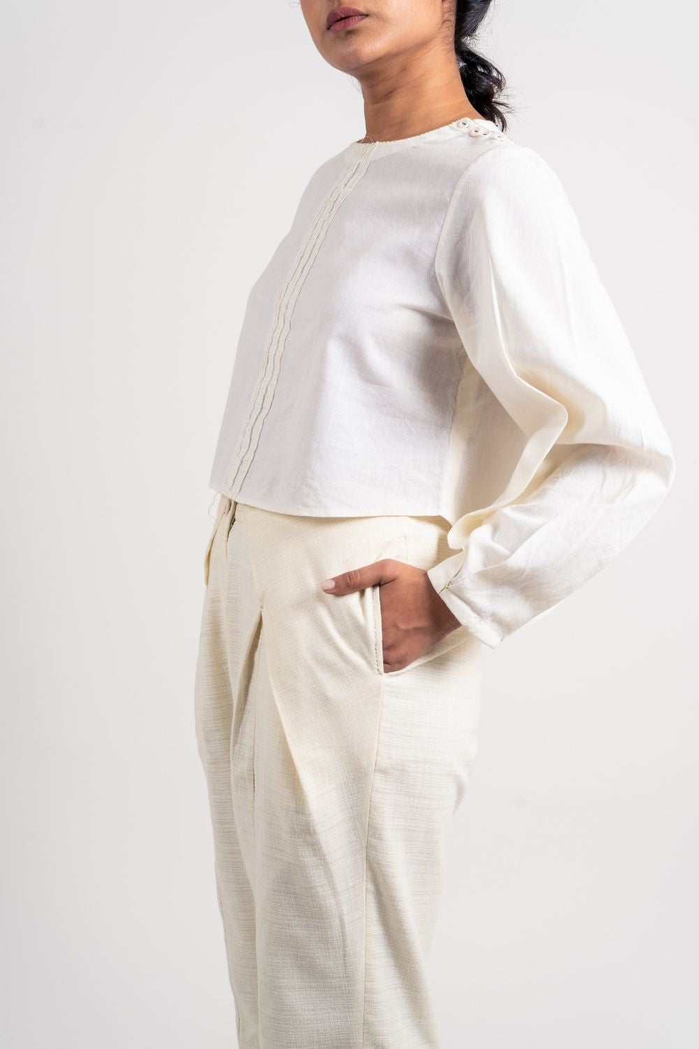 White Cotton Tunic Top at Kamakhyaa by Ahmev. This item is Casual Wear, Crop Tops, Handloom Cotton, July Sale, July Sale 2023, Natural, Regular Fit, Solids, Tops, White, Womenswear