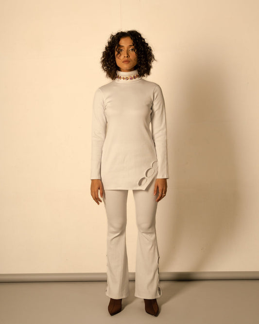White Pant at Kamakhyaa by Meko Studio. This item is Casual Wear, Cotton, Hand Knitted, July Sale, July Sale 2023, Pants, Relaxed Fit, Solids, Tranquil AW-22/23, White, Womenswear