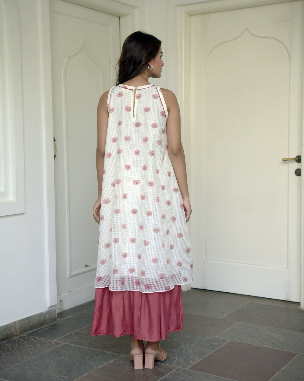 White Printed Cotton Maxi Dress at Kamakhyaa by Taro. This item is Evening Wear, Handwoven cotton, Indo-Western, July Sale, July Sale 2023, Maxi Dresses, Natural, Prints, Regular Fit, Sleeveless Dresses, White, Wildflower Taro, Womenswear