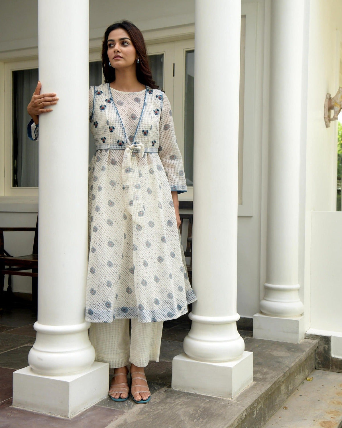 White Printed Cotton Midi Dress With Jacket at Kamakhyaa by Taro. This item is Co-ord Sets, Dress Sets, Evening Wear, Gulzar Taro, Handwoven cotton, Indo-Western, Jackets, July Sale, July Sale 2023, Natural, Prints, Regular Fit, White, Womenswear
