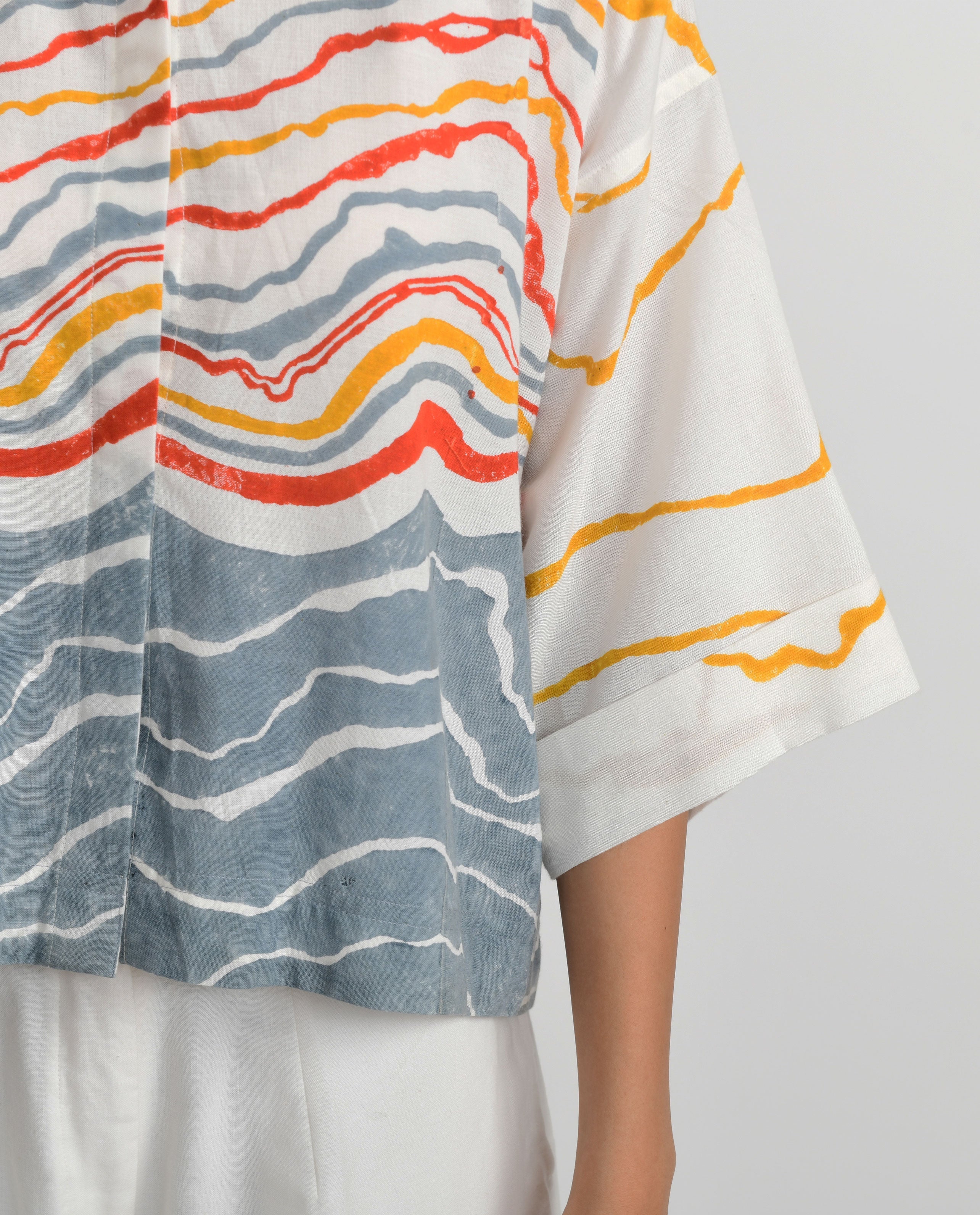 White Printed Crop Top at Kamakhyaa by Rias Jaipur. This item is Azo Free Dye, Bamboo, Block Prints, Casual Wear, Cotton, Crop Tops, Parat, Regular Fit, Shirts, White, Womenswear