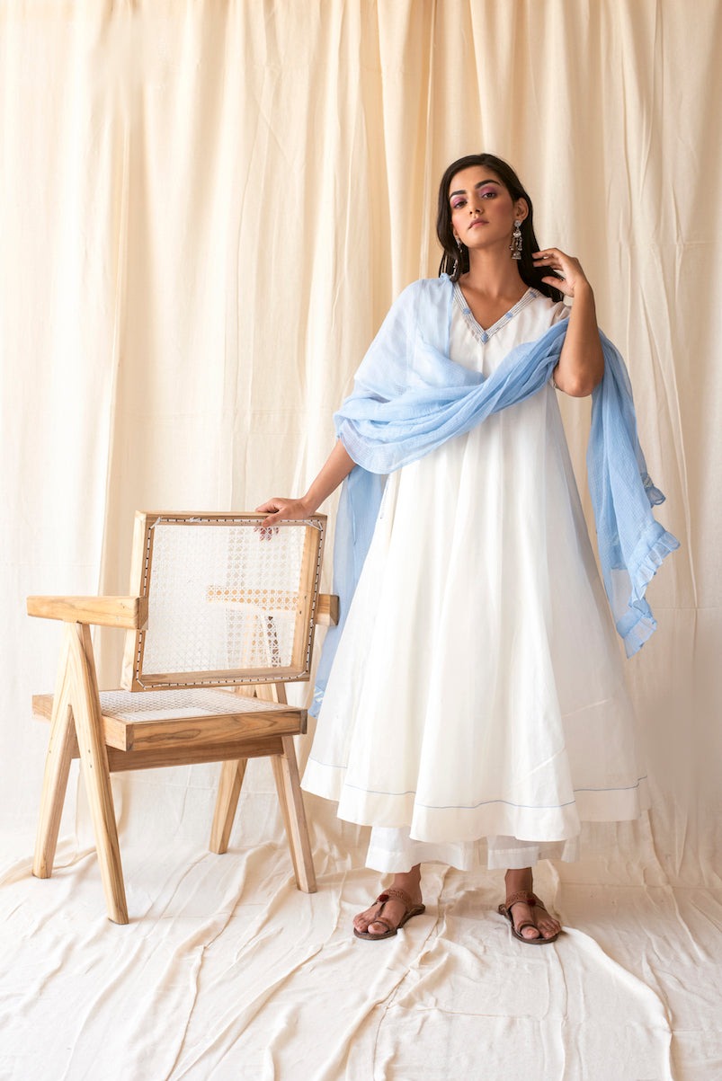 White Sky Set at Kamakhyaa by Taro. This item is Best Selling, Evening Wear, Indian Wear, Indo-Western, July Sale, July Sale 2023, Kurta Palazzo Sets, Kurta Set With Dupatta, Natural, Relaxed Fit, Rozana Taro, Silk Chanderi, Solids, White, Womenswear