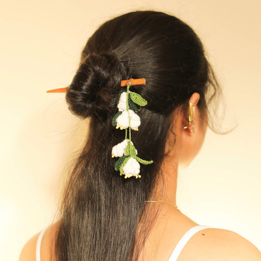Wooden Hair Stick Mogra Off White And Green at Kamakhyaa by Ikriit'm. This item is Accessories, Cotton Yarn, Green, Hair Accessory, Ikriit'm, Off White, Wood