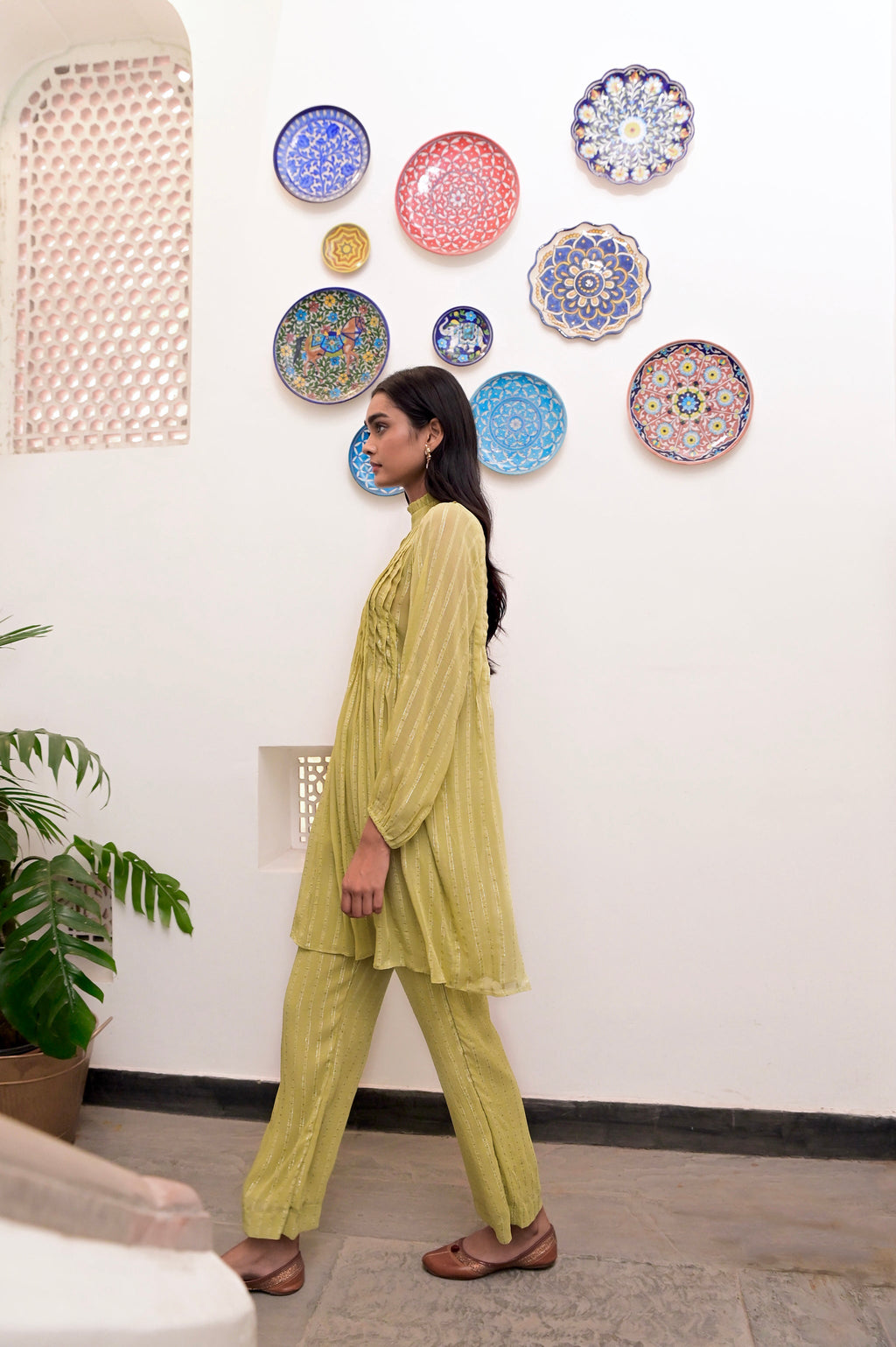 Yellow Fan Pleated Collar Co-ord Set at Kamakhyaa by Taro. This item is Beige, Chaandi, Co-ord Sets, Cotton, Cotton Lurex, Natural, Regular Fit, Silver, Solids, Womenswear, Yellow