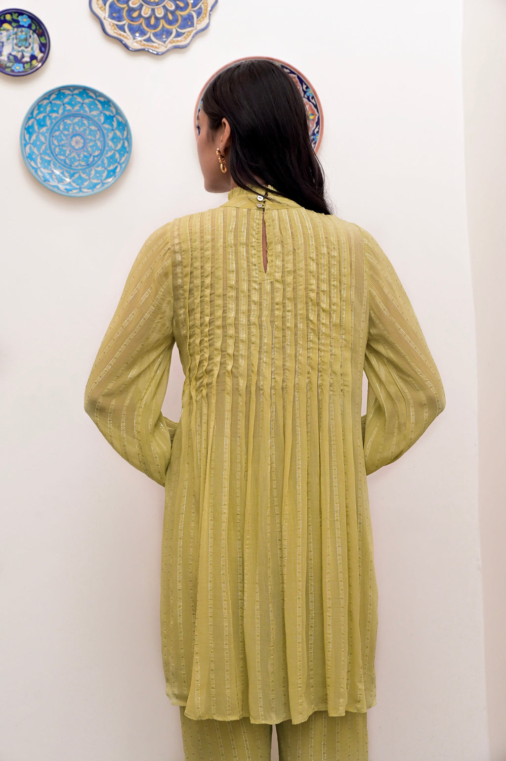 Yellow Fan Pleated Collar Co-ord Set at Kamakhyaa by Taro. This item is Beige, Chaandi, Co-ord Sets, Cotton, Cotton Lurex, Natural, Regular Fit, Silver, Solids, Womenswear, Yellow