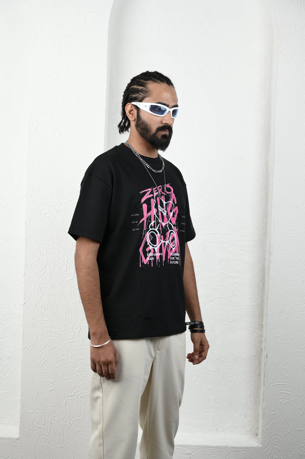 Zero Hug 100% Cotton Oversized Black T-shirt at Kamakhyaa by Unfussy. This item is 100% cotton, Black, Casual Wear, Organic, Oversized Fit, Printed, T-Shirts, Unfussy, Unisex