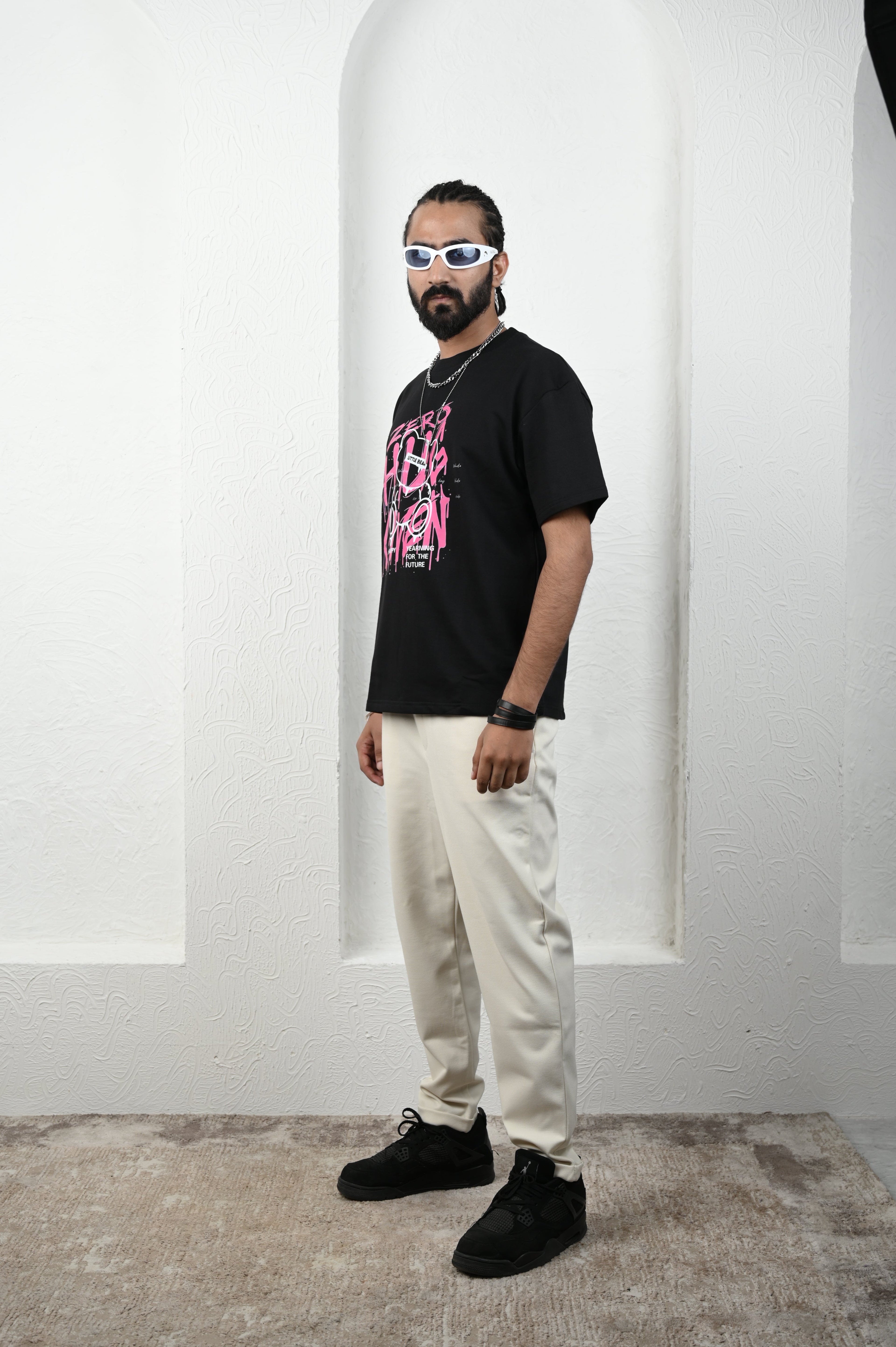 Zero Hug 100% Cotton Oversized Black T-shirt at Kamakhyaa by Unfussy. This item is 100% cotton, Black, Casual Wear, Organic, Oversized Fit, Printed, T-Shirts, Unfussy, Unisex